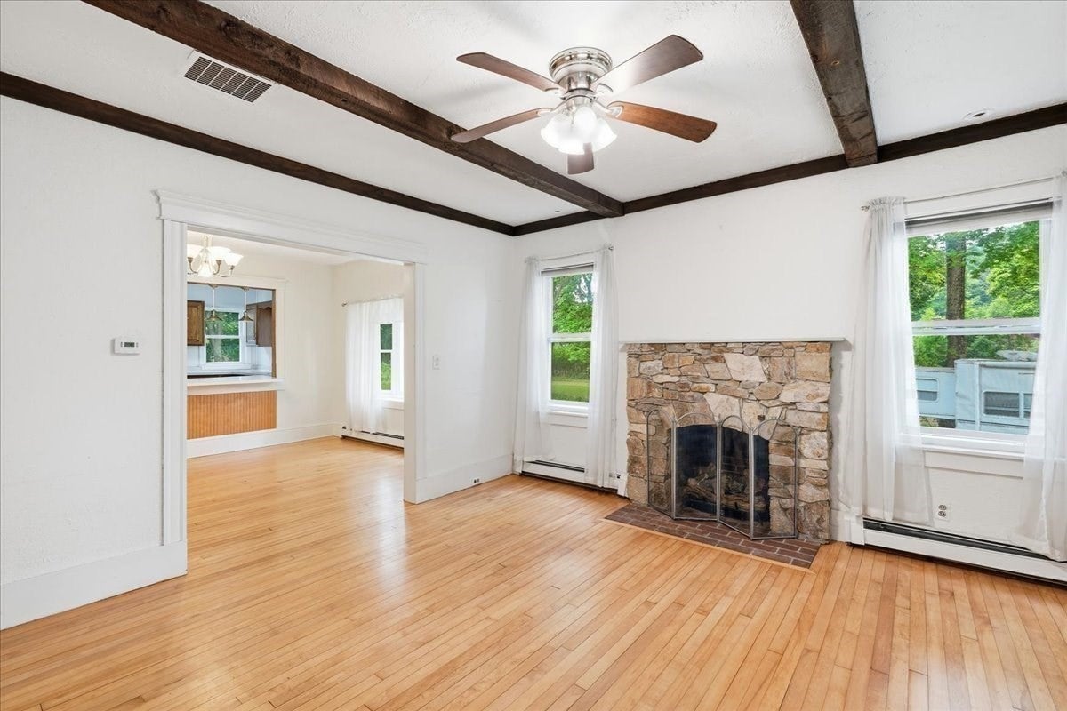 15 Walnut St, West Bridgewater, MA Photo #11