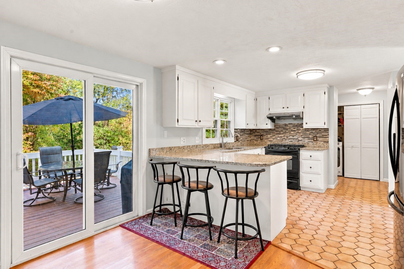 293 Davis St, Northborough, MA Photo #12