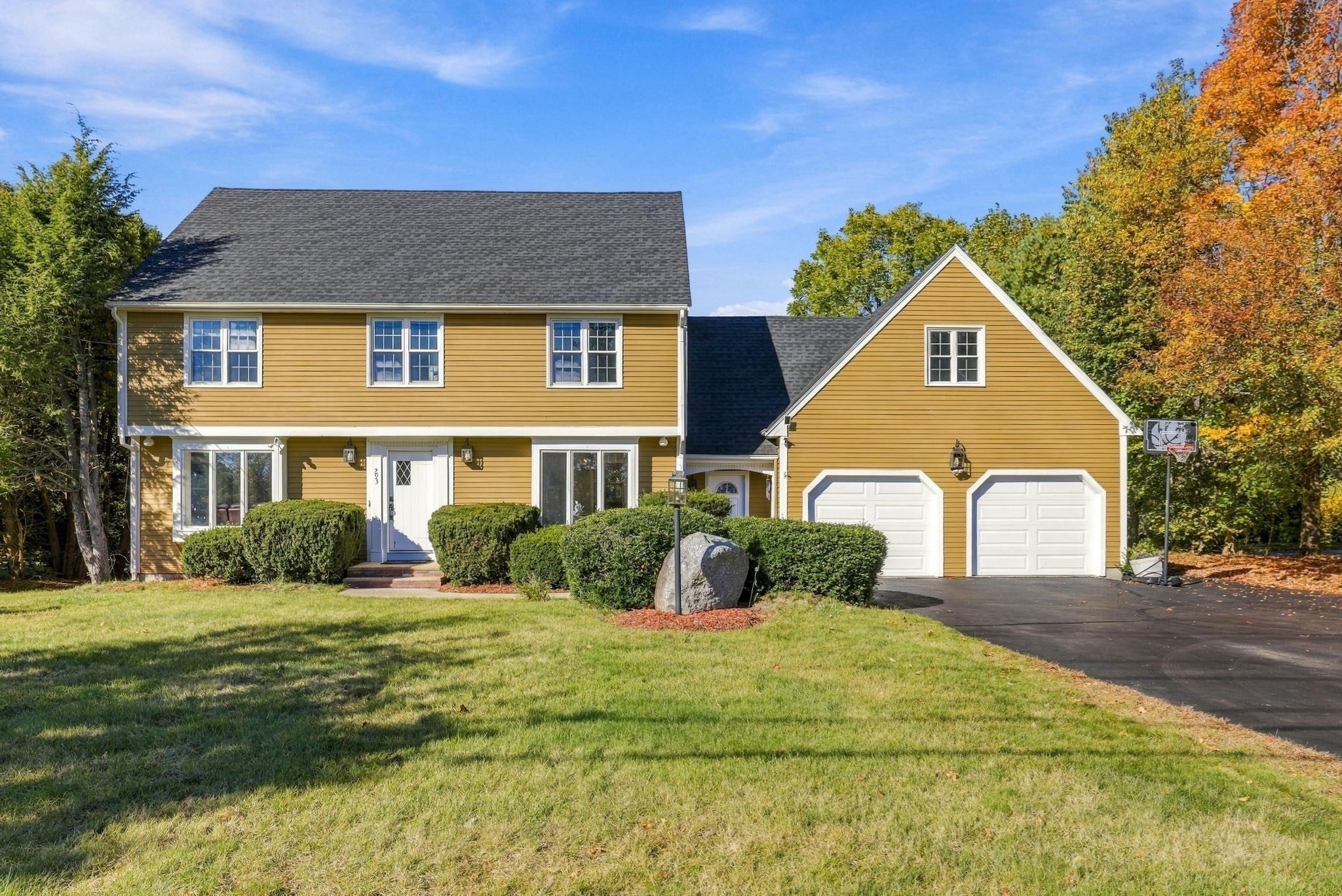 293 Davis St, Northborough, MA Photo #3