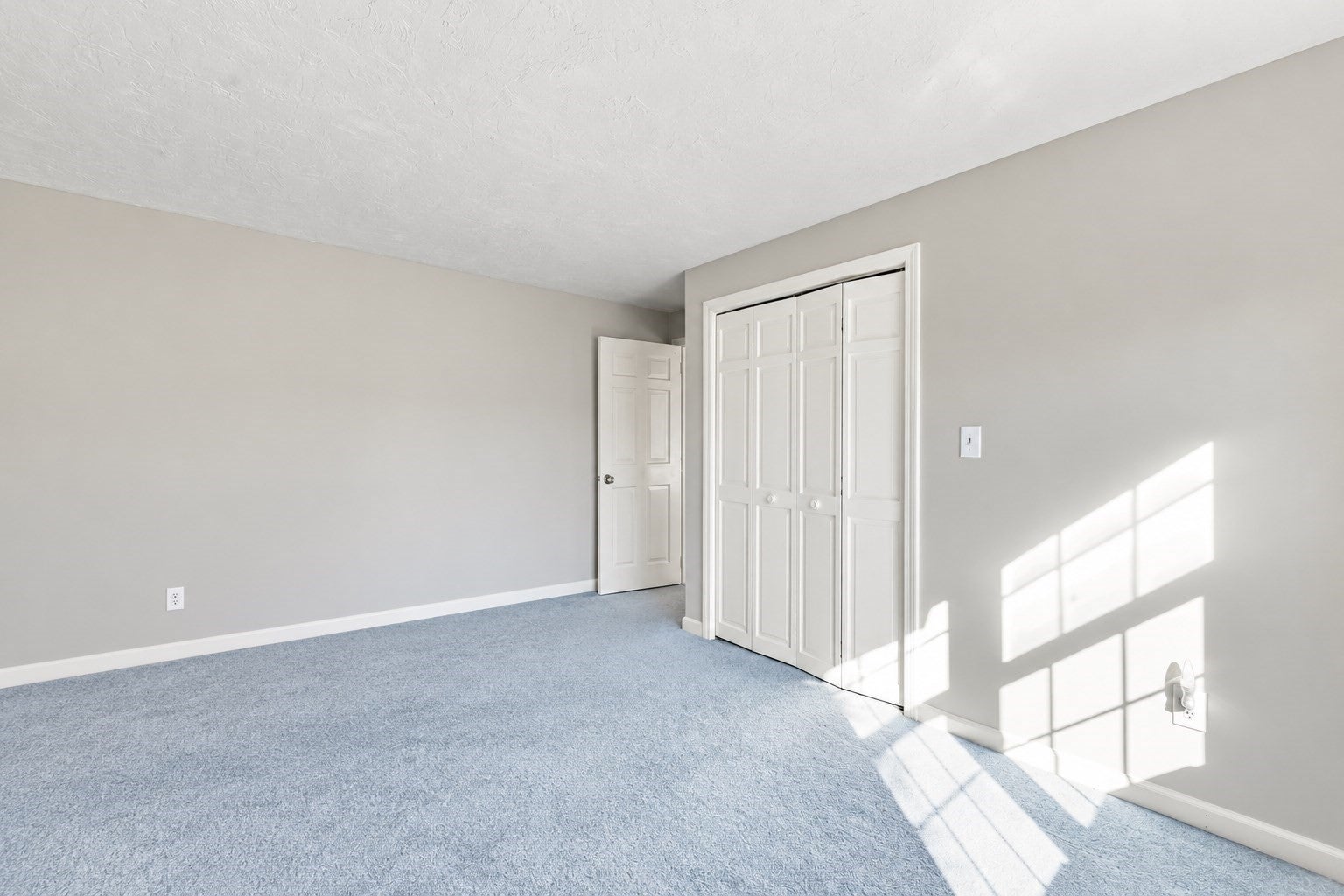 293 Davis St, Northborough, MA Photo #40
