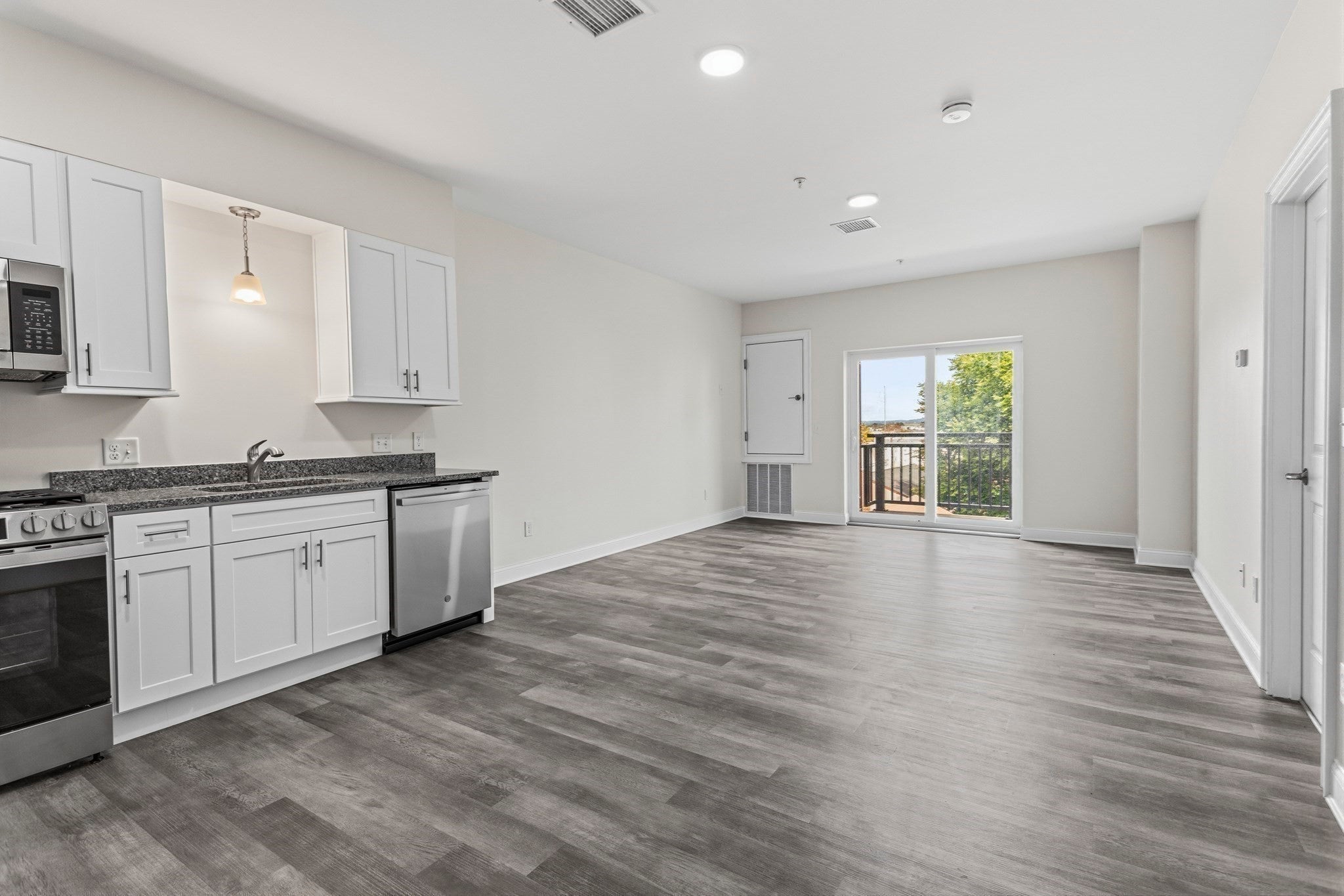 10 Franklin St #203, Revere, MA, 10 Franklin St #203, Revere, MA Photo #2