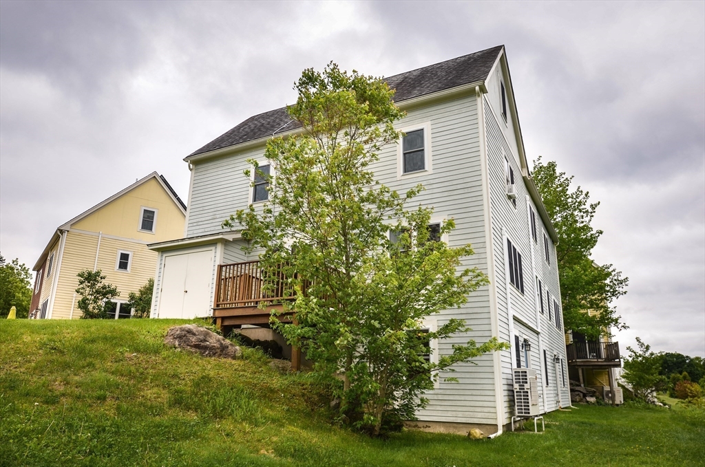 35 Village Lane 35