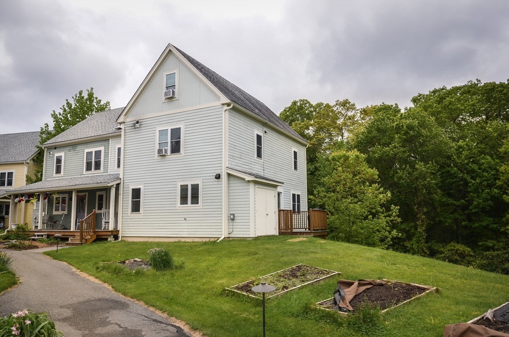 35 Village Lane 35