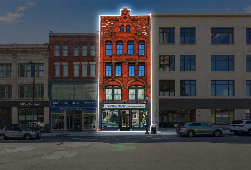 Photo 1 of 10 — 245 High St, Holyoke, MA 01040