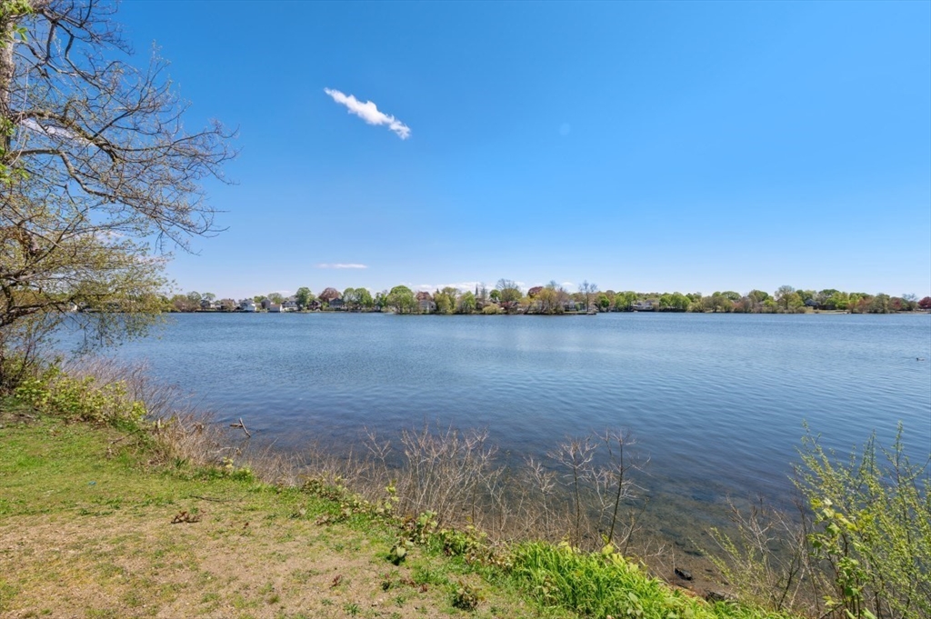 24 Sylvia Street, Lynn, MA, 24 Sylvia Street, Lynn, MA Photo #4