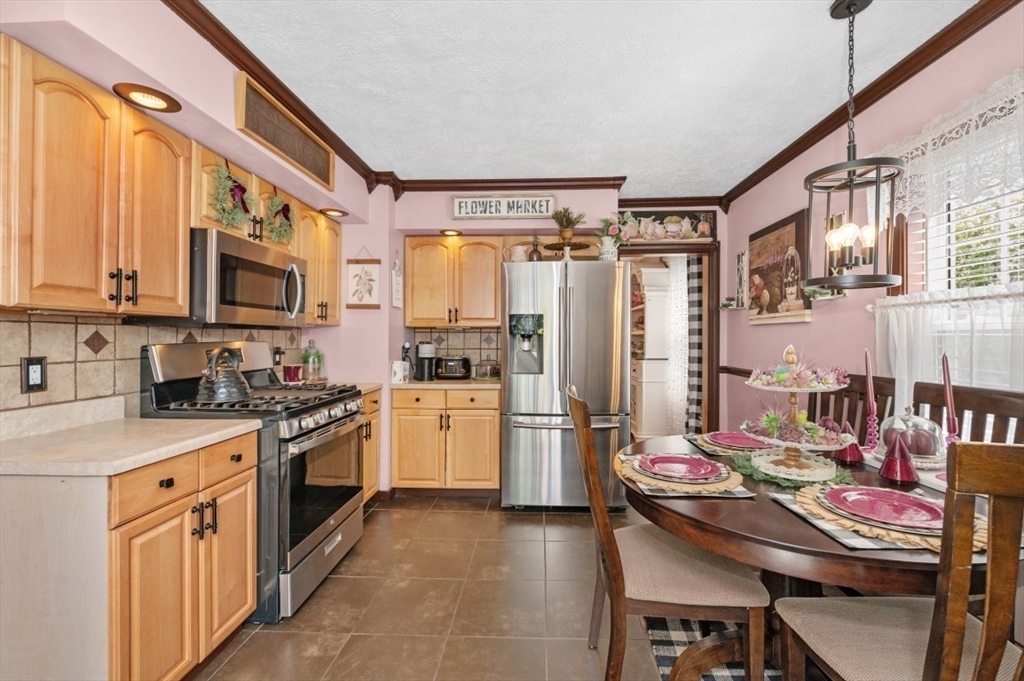 24 Sylvia Street, Lynn, MA, 24 Sylvia Street, Lynn, MA Photo #9