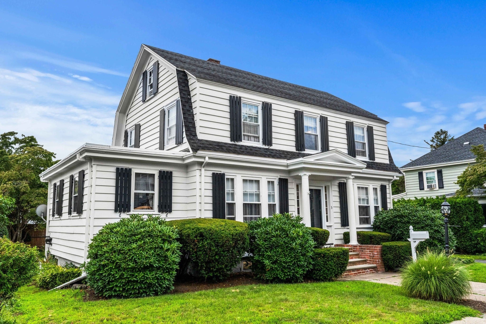 3 Roosevelt Road