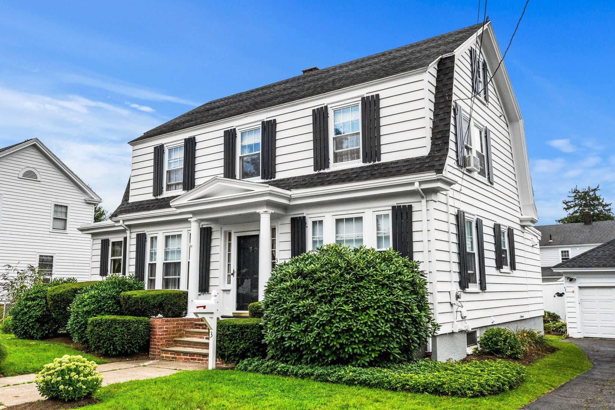 3 Roosevelt Road