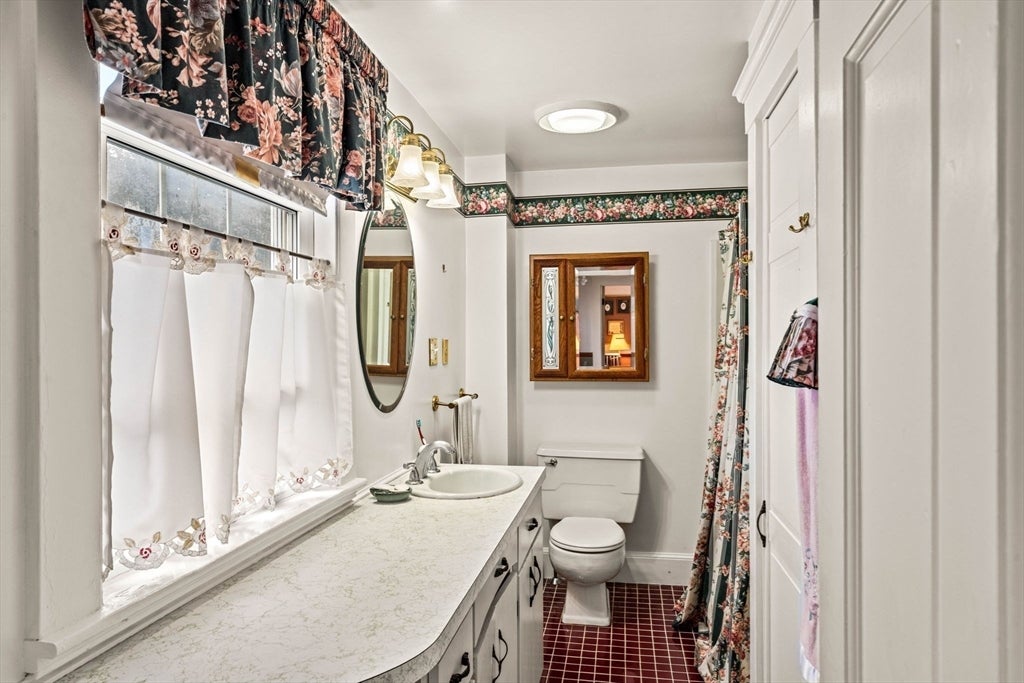 3 Roosevelt Road, Salem, MA, 3 Roosevelt Road, Salem, MA Photo #25