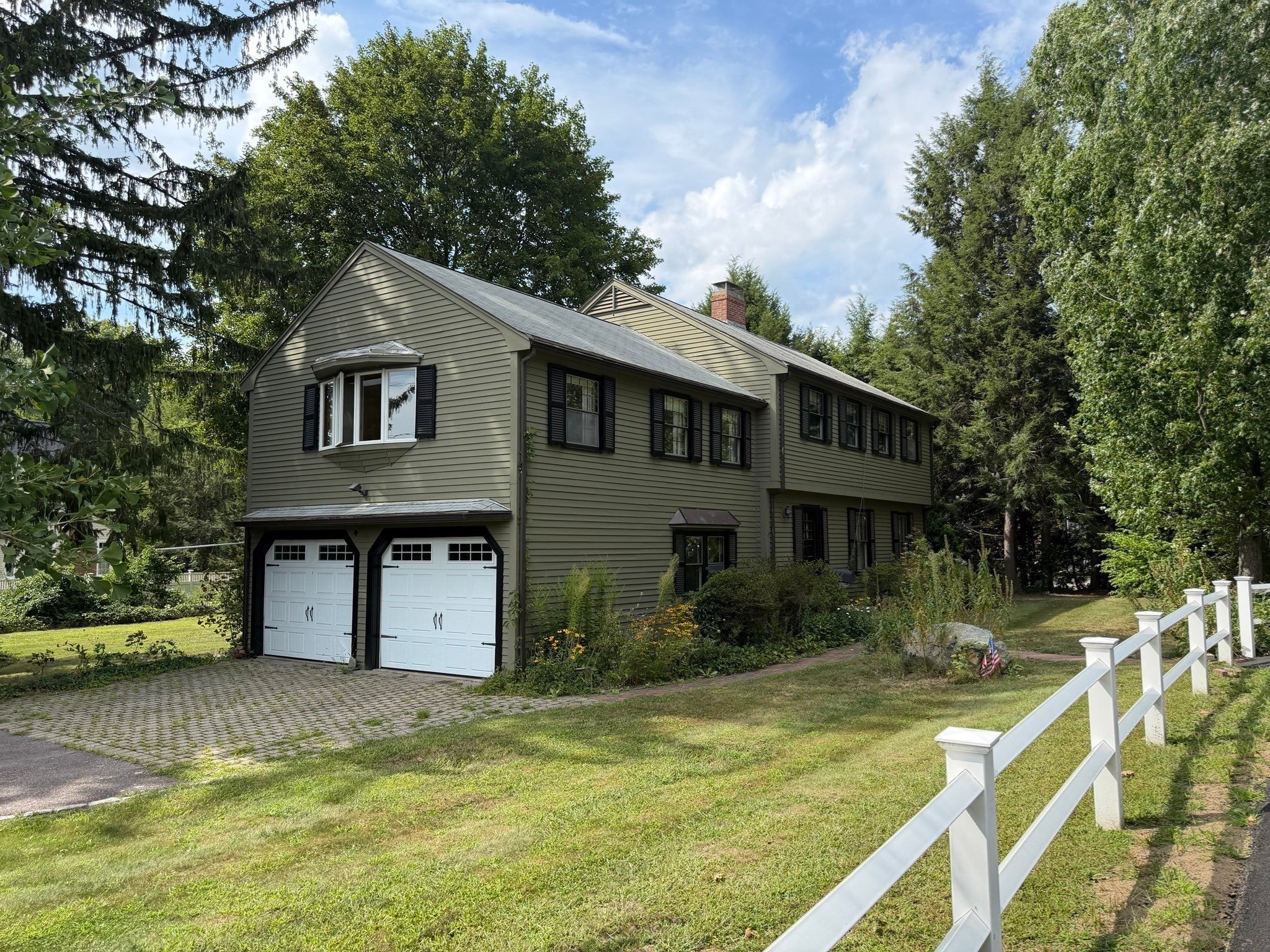 484 Weston Rd