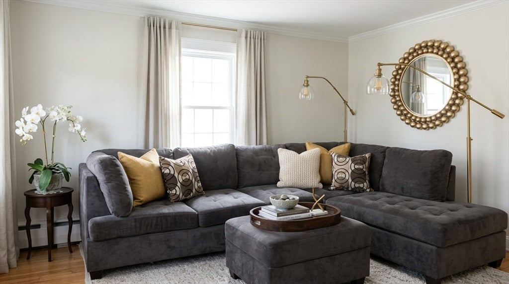 19 Rowland Street #2, Marblehead, MA Photo #3