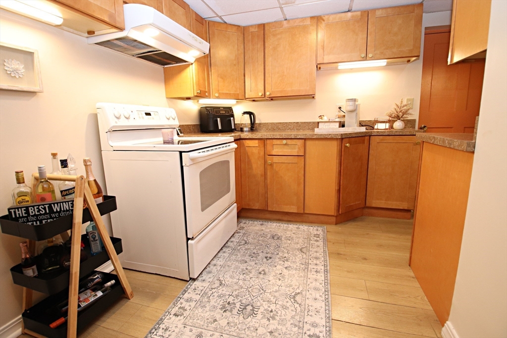 10 Pillings Road, Saugus, MA Photo #24