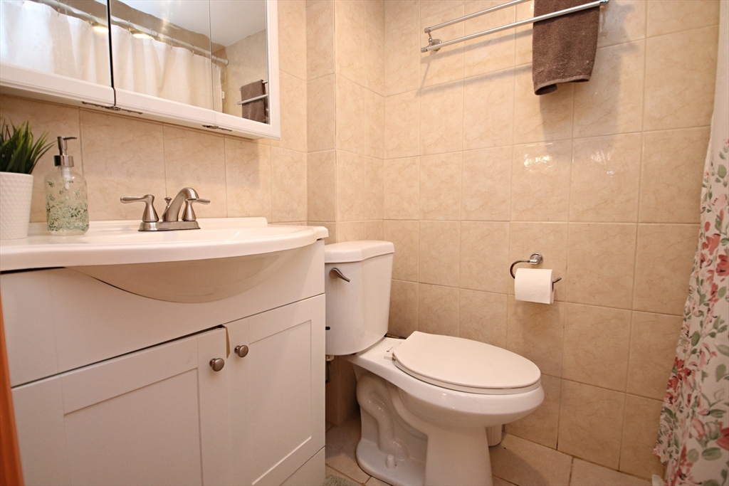 10 Pillings Road, Saugus, MA Photo #31