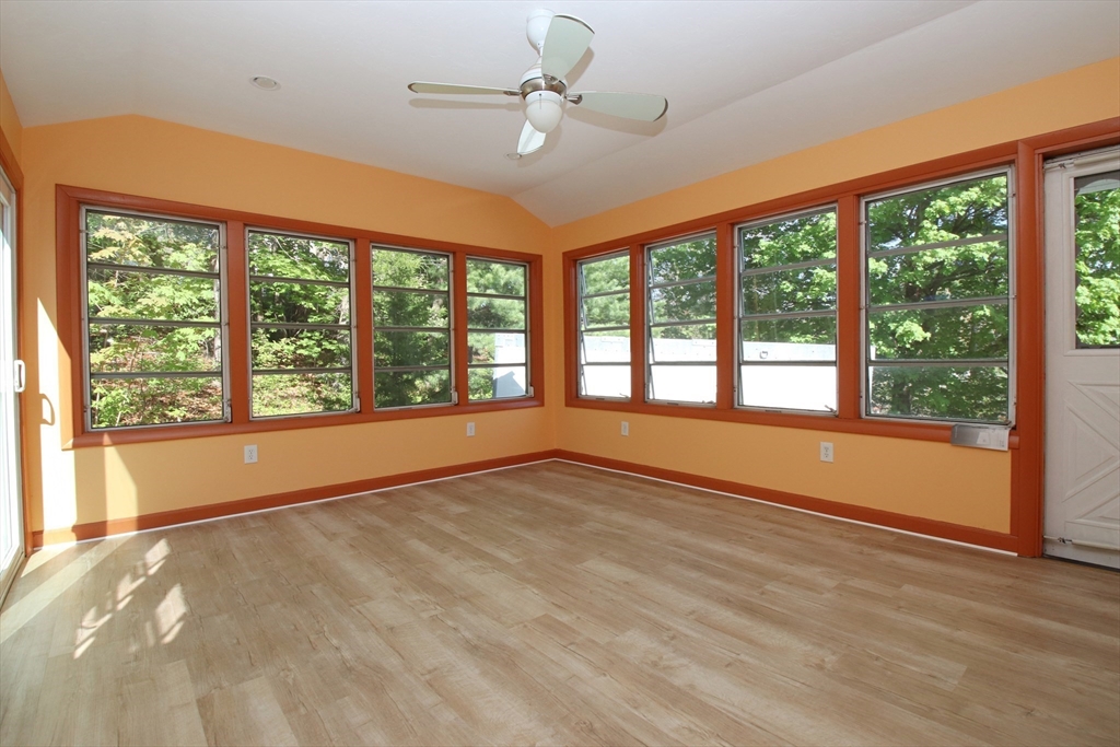 10 Pillings Road, Saugus, MA Photo #13