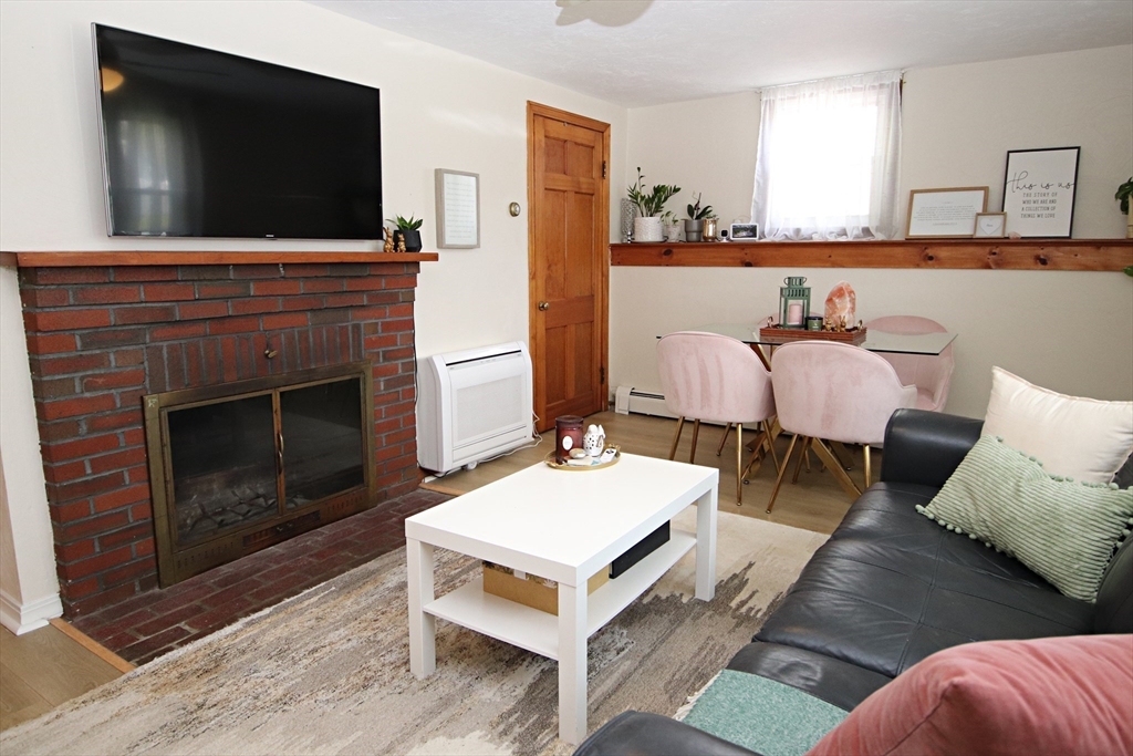 10 Pillings Road, Saugus, MA Photo #27