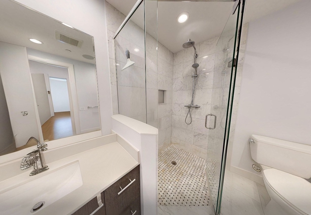 488 Dorchester Ave 3E