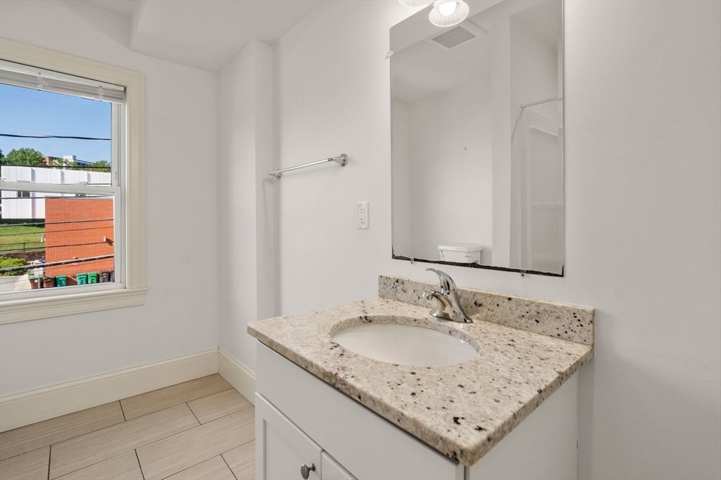 30 Willow Street #30, Newton, MA, 30 Willow Street #30, Newton, MA Photo #10