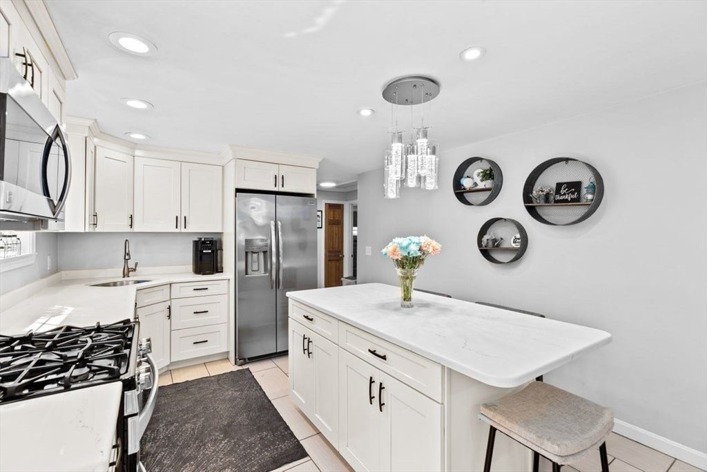 129 Chief Justice Cushing Hwy, Hingham, MA, 129 Chief Justice Cushing Hwy, Hingham, MA Photo #5