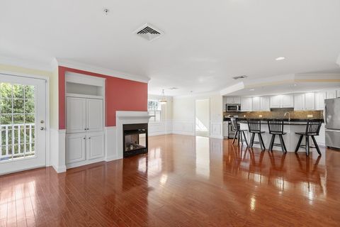 5 Mission Rd 203 Chelmsford MA 01863