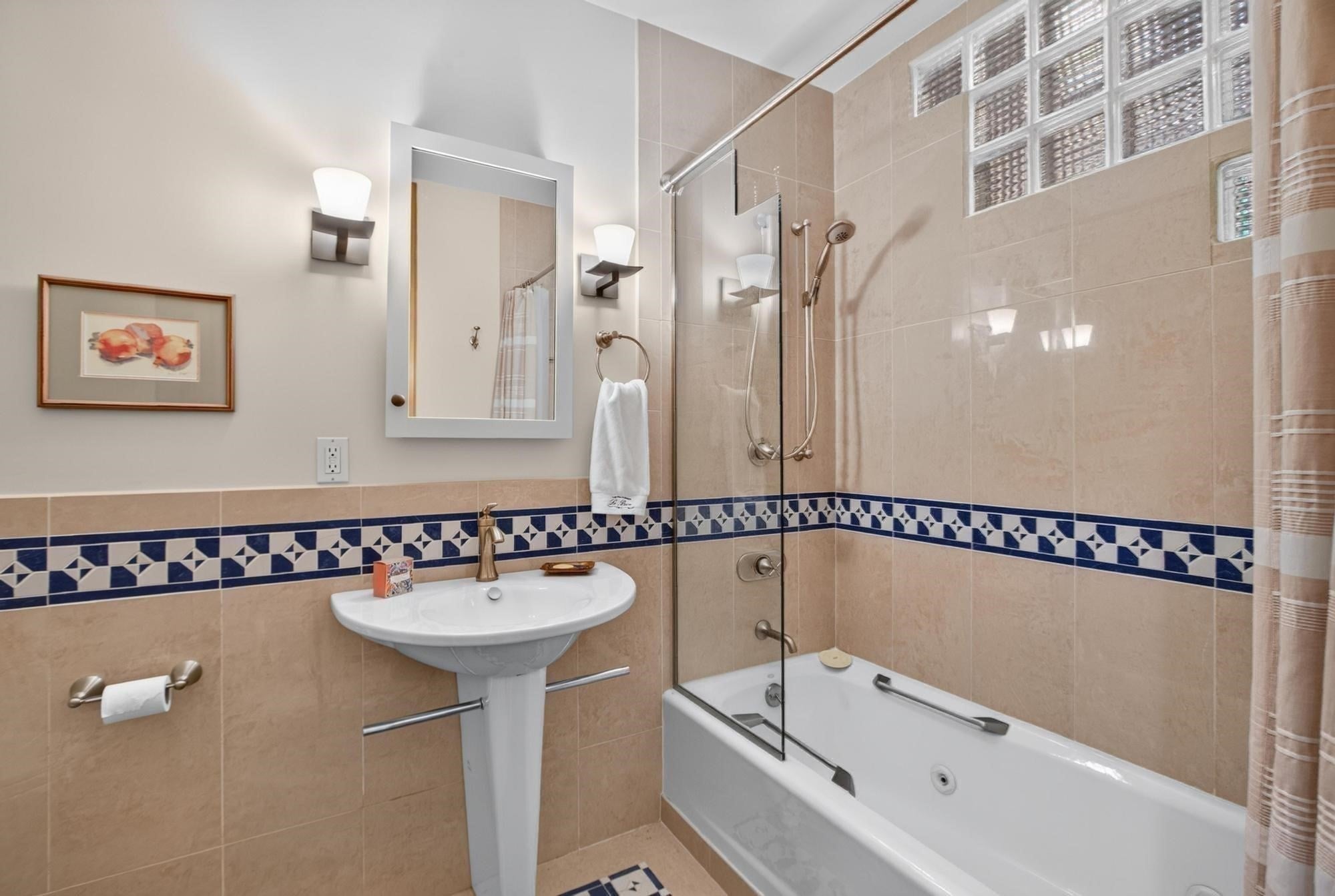 100 Keyes Rd #110, Concord, MA Photo #14