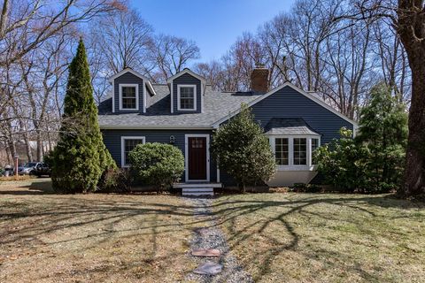 31 Anawan Rd North Attleboro MA 02760