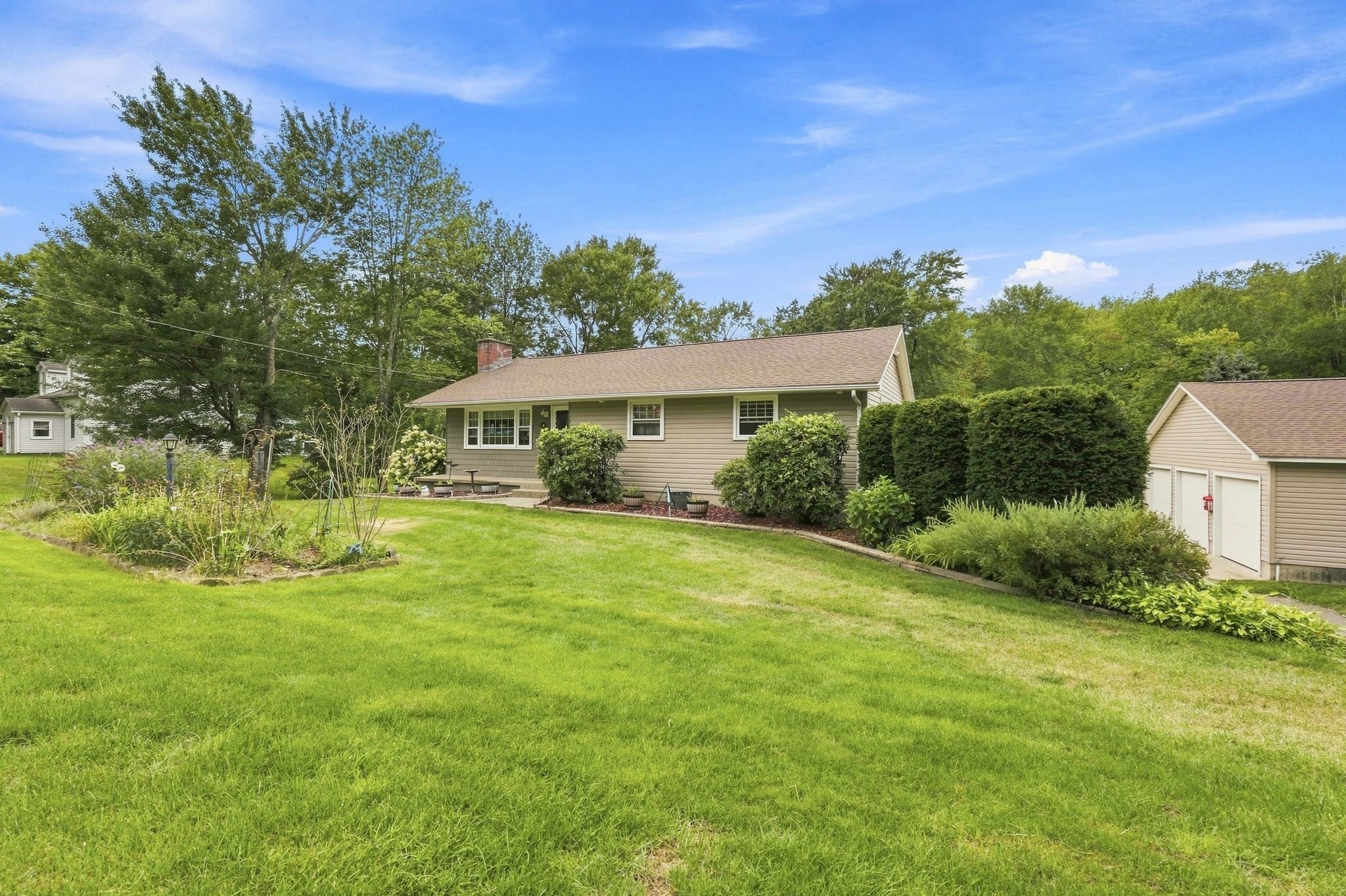 50 Taylor St, Granby, MA, 50 Taylor St, Granby, MA Photo #3