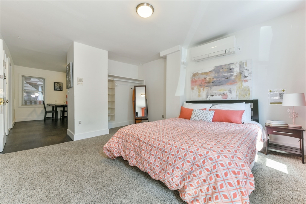 158 Everett
