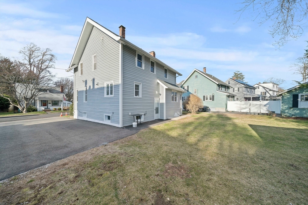 18 Norfolk Rd