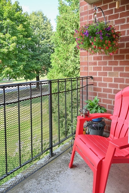 24 Maple Crest Cir #F, Holyoke, MA, 24 Maple Crest Cir #F, Holyoke, MA Photo #33