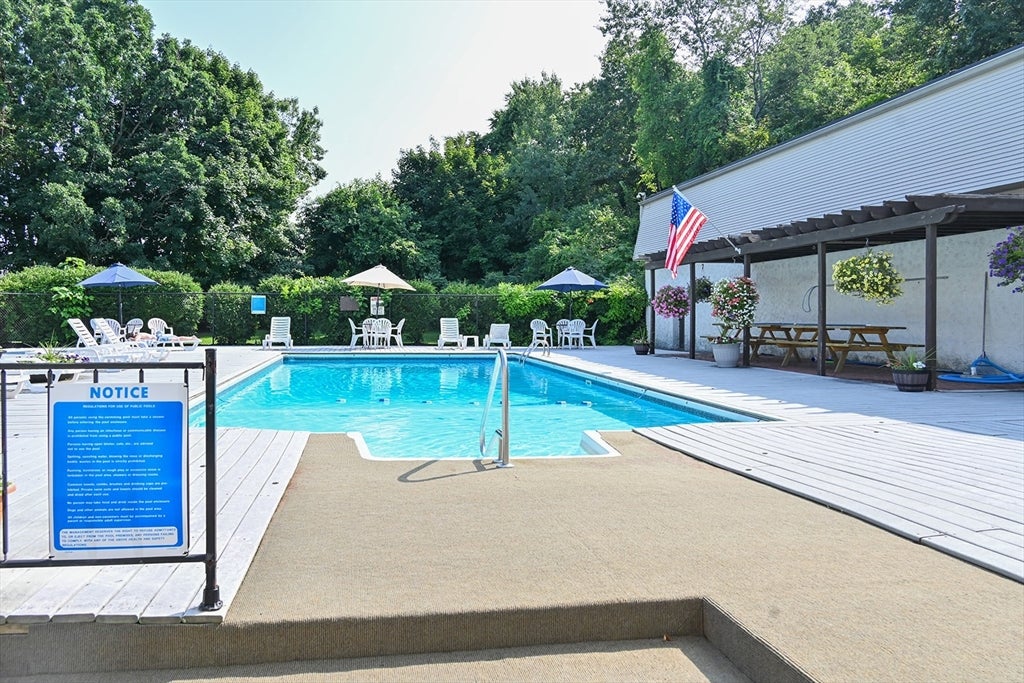 24 Maple Crest Cir #F, Holyoke, MA, 24 Maple Crest Cir #F, Holyoke, MA Photo #41
