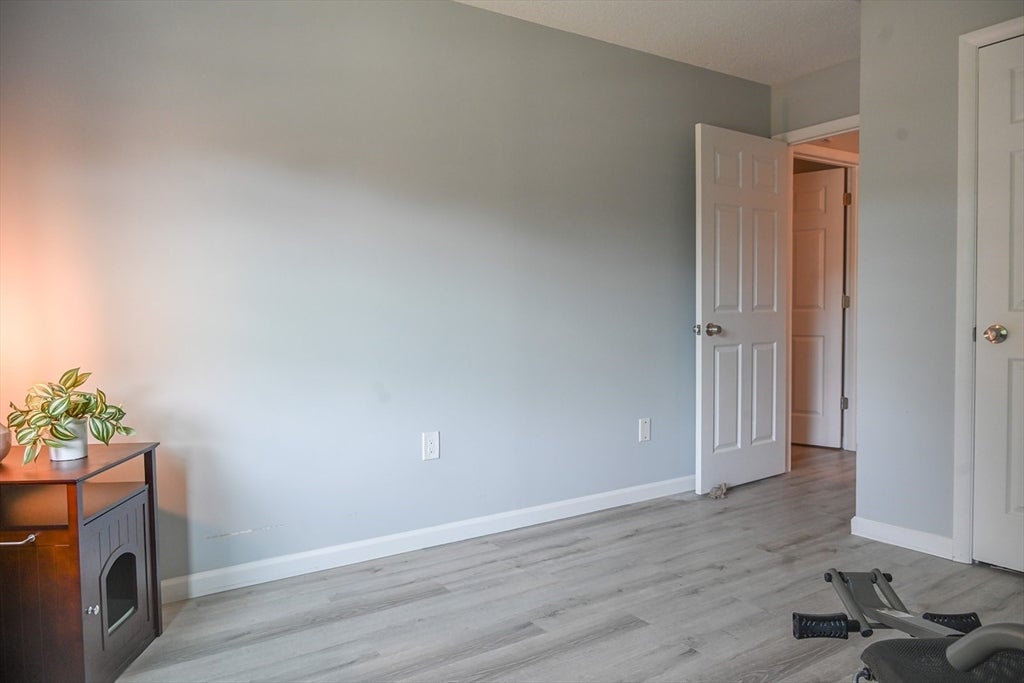 24 Maple Crest Cir #F, Holyoke, MA, 24 Maple Crest Cir #F, Holyoke, MA Photo #19