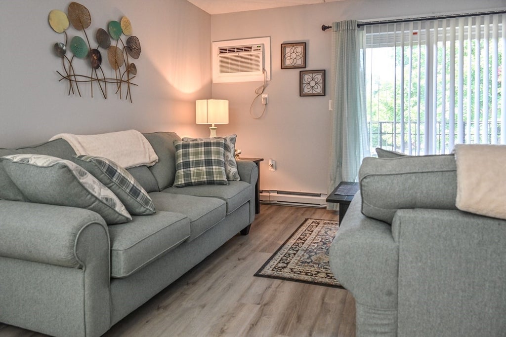 24 Maple Crest Cir #F, Holyoke, MA, 24 Maple Crest Cir #F, Holyoke, MA Photo #5