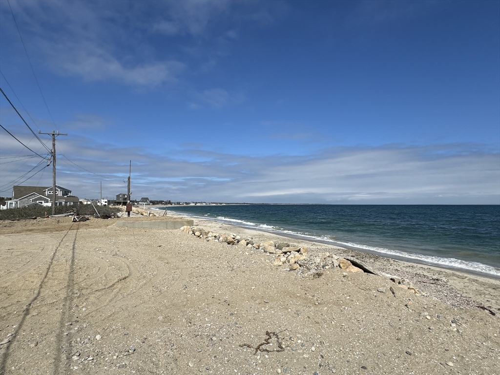 238-242 East Beach Rd