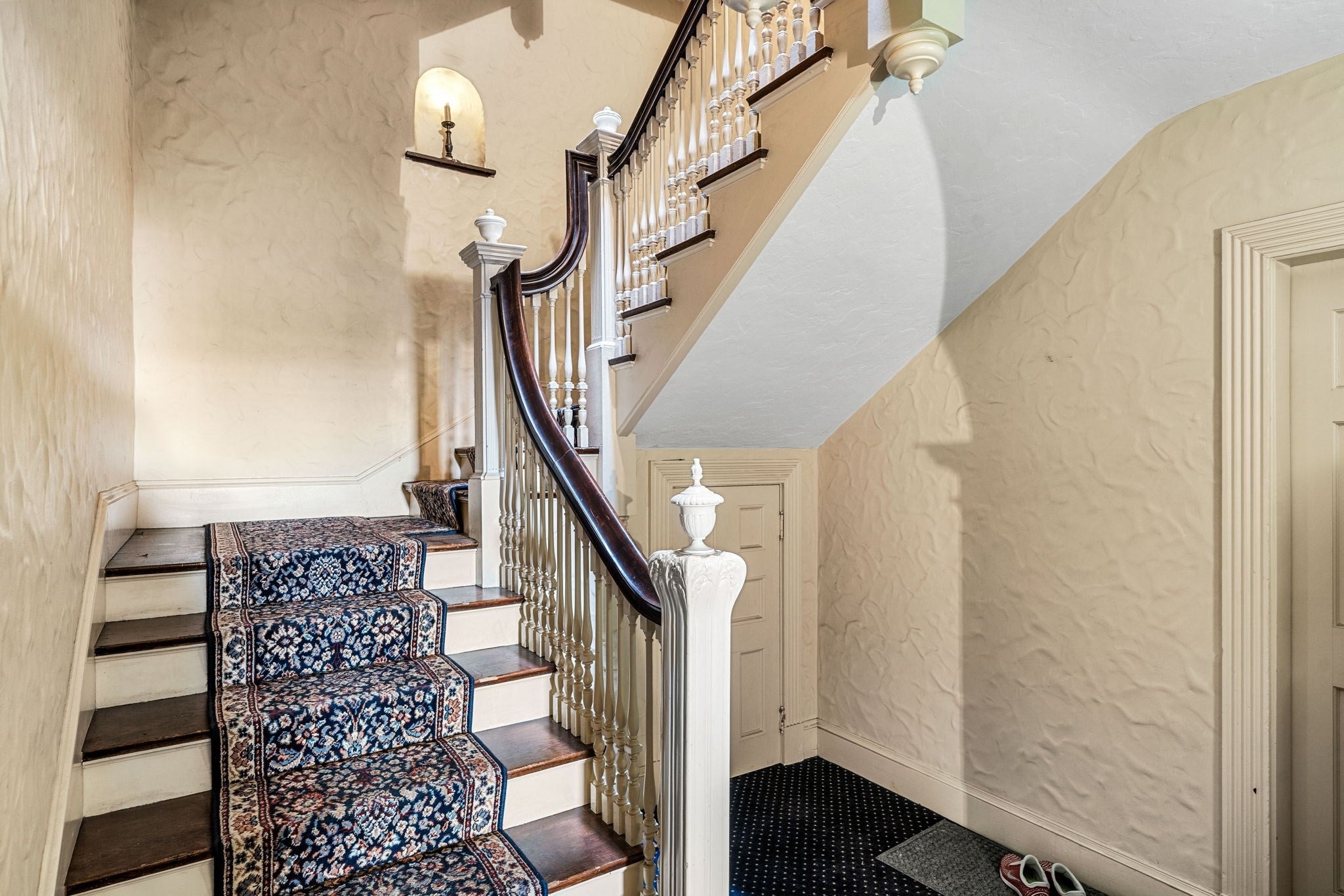 38 Elm St #4, Worcester, MA Photo #36
