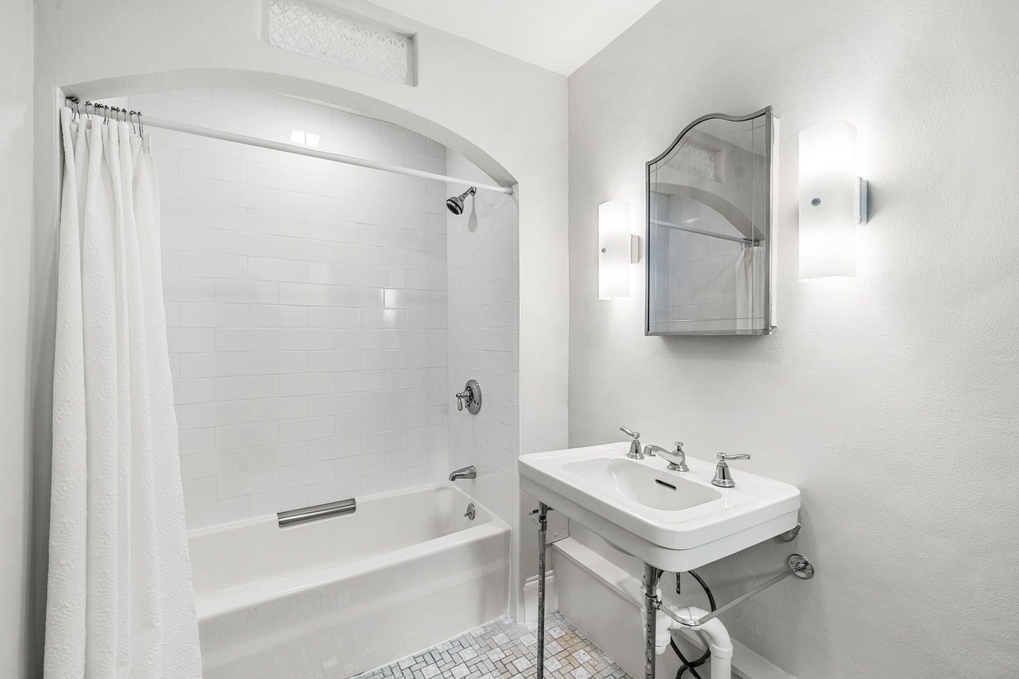 38 Elm St #4, Worcester, MA Photo #12