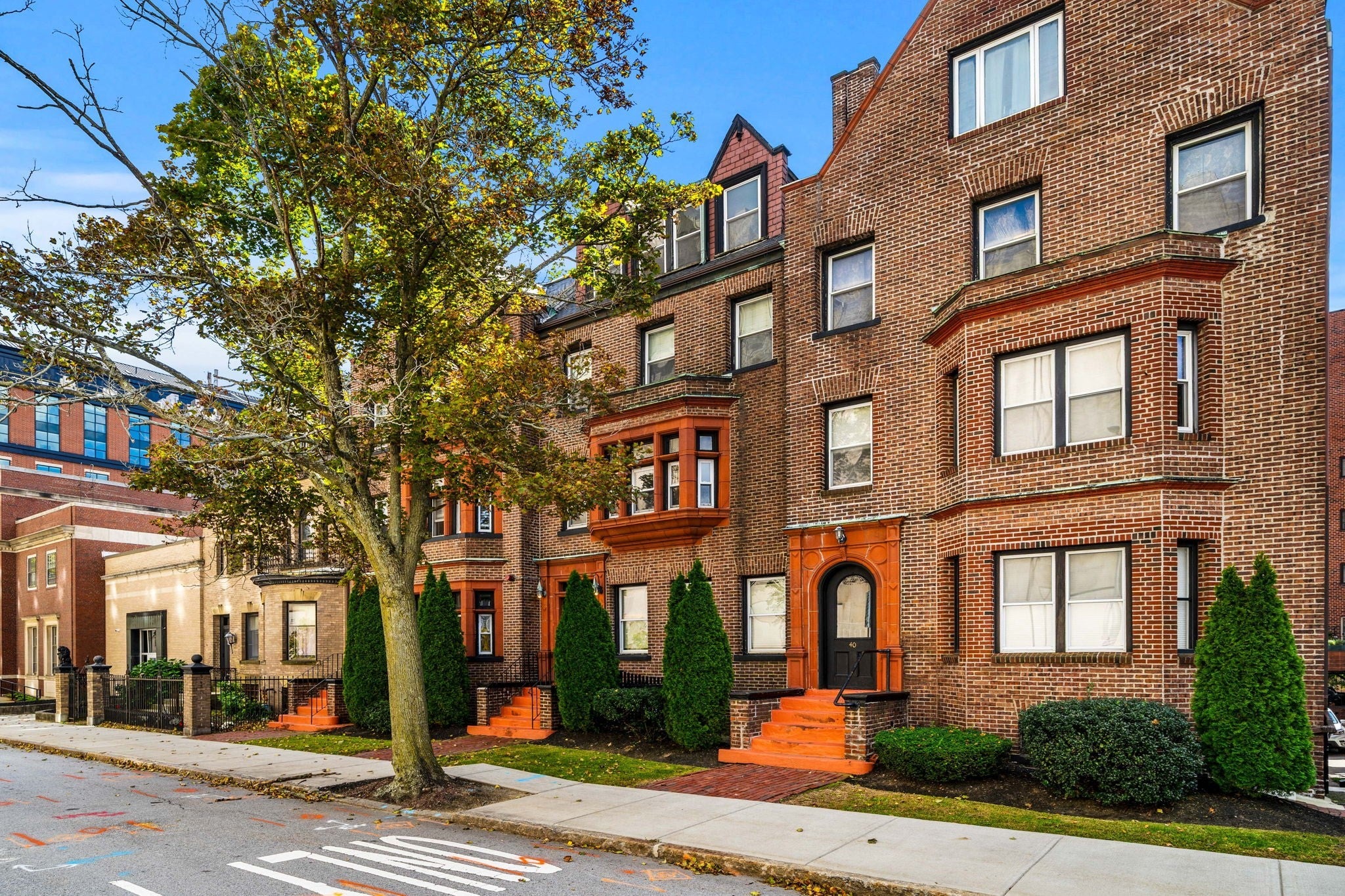 38 Elm St 4