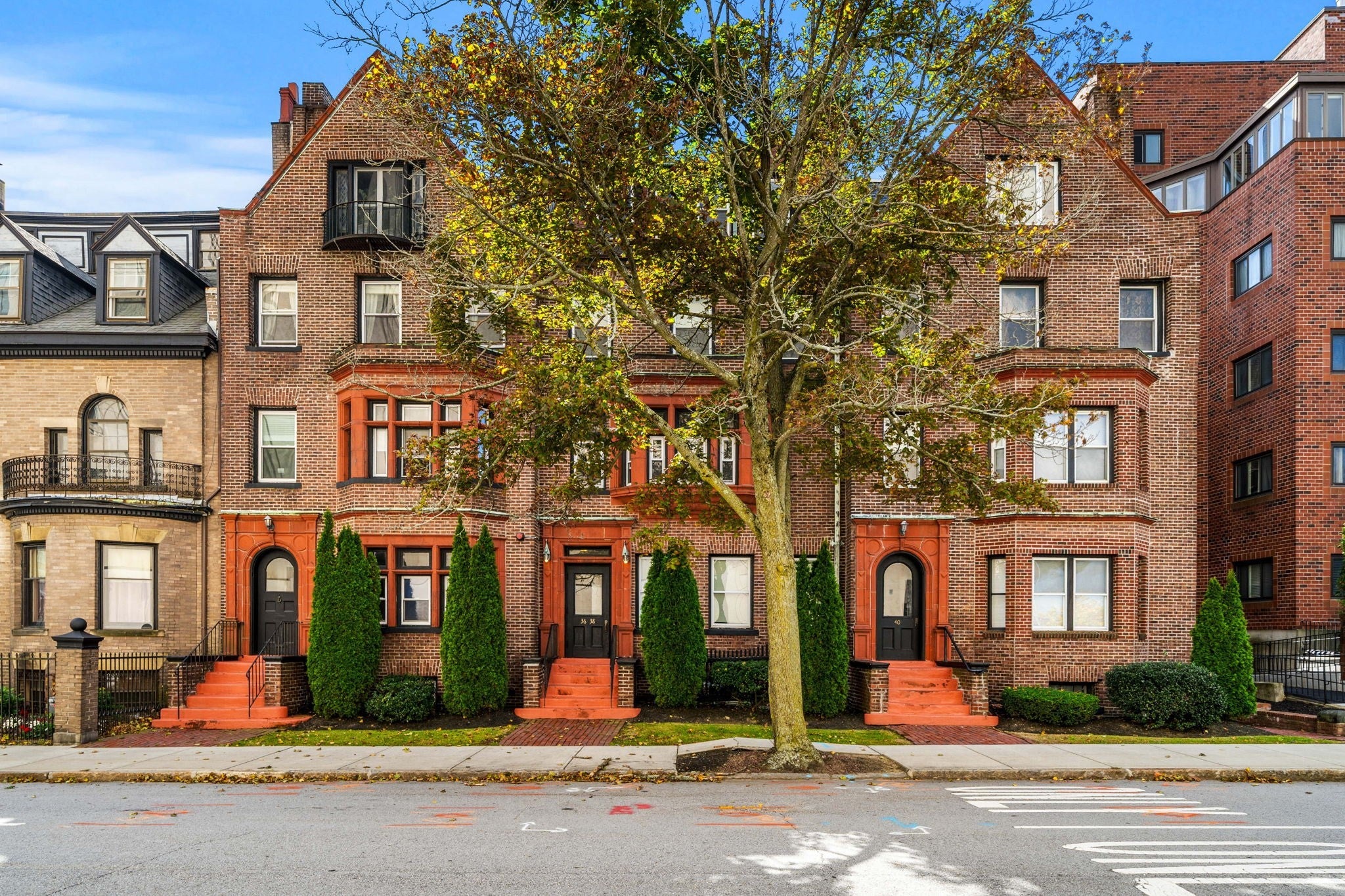 38 Elm St 4