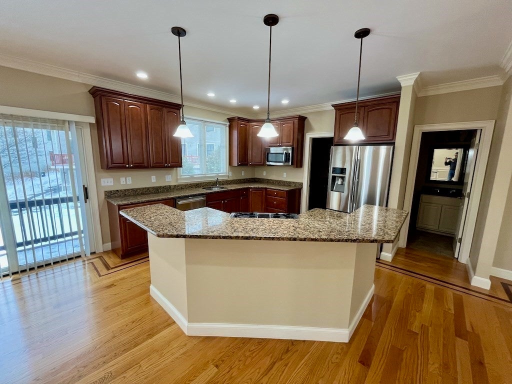18 5th Ave #18, Watertown, MA, 18 5th Ave #18, Watertown, MA Photo #3