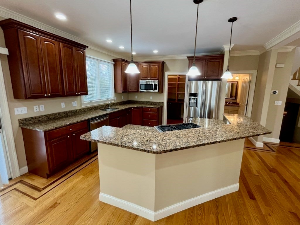 18 5th Ave #18, Watertown, MA, 18 5th Ave #18, Watertown, MA Photo #5