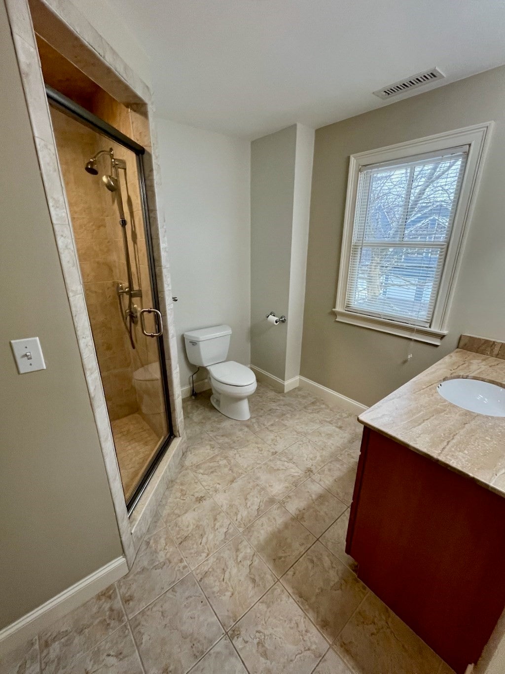 18 5th Ave #18, Watertown, MA Photo #12