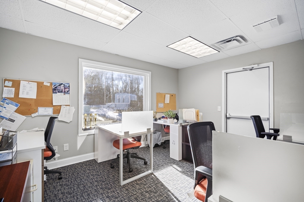 Enfield, Connecticut 06082, United States, ,5 BathroomsBathrooms,Commercial,Active,26264