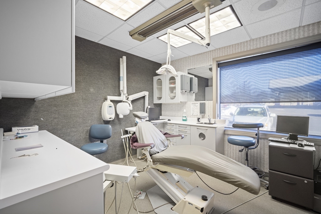 Enfield, Connecticut 06082, United States, ,5 BathroomsBathrooms,Commercial,Active,26264