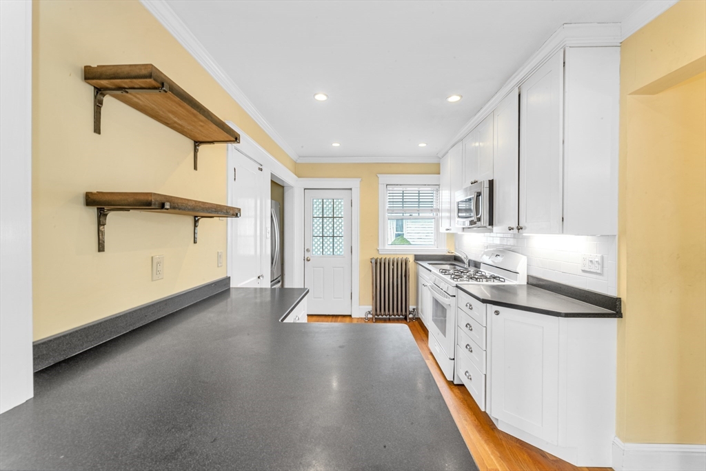 615 Lagrange
