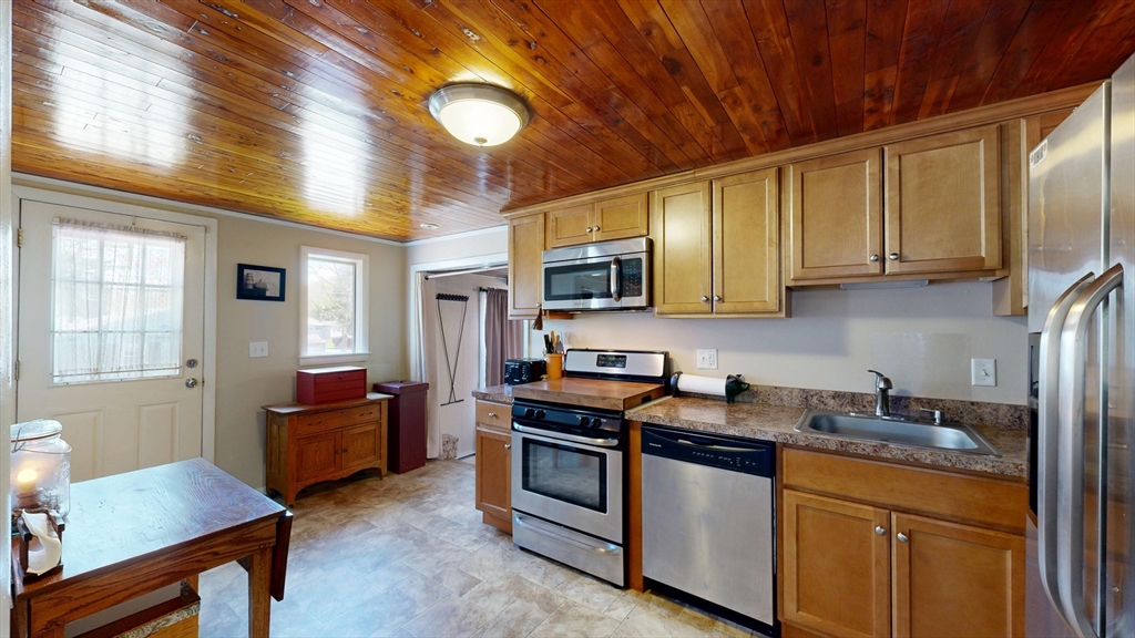 10 Edson Street, Taunton, MA, 10 Edson Street, Taunton, MA Photo #9