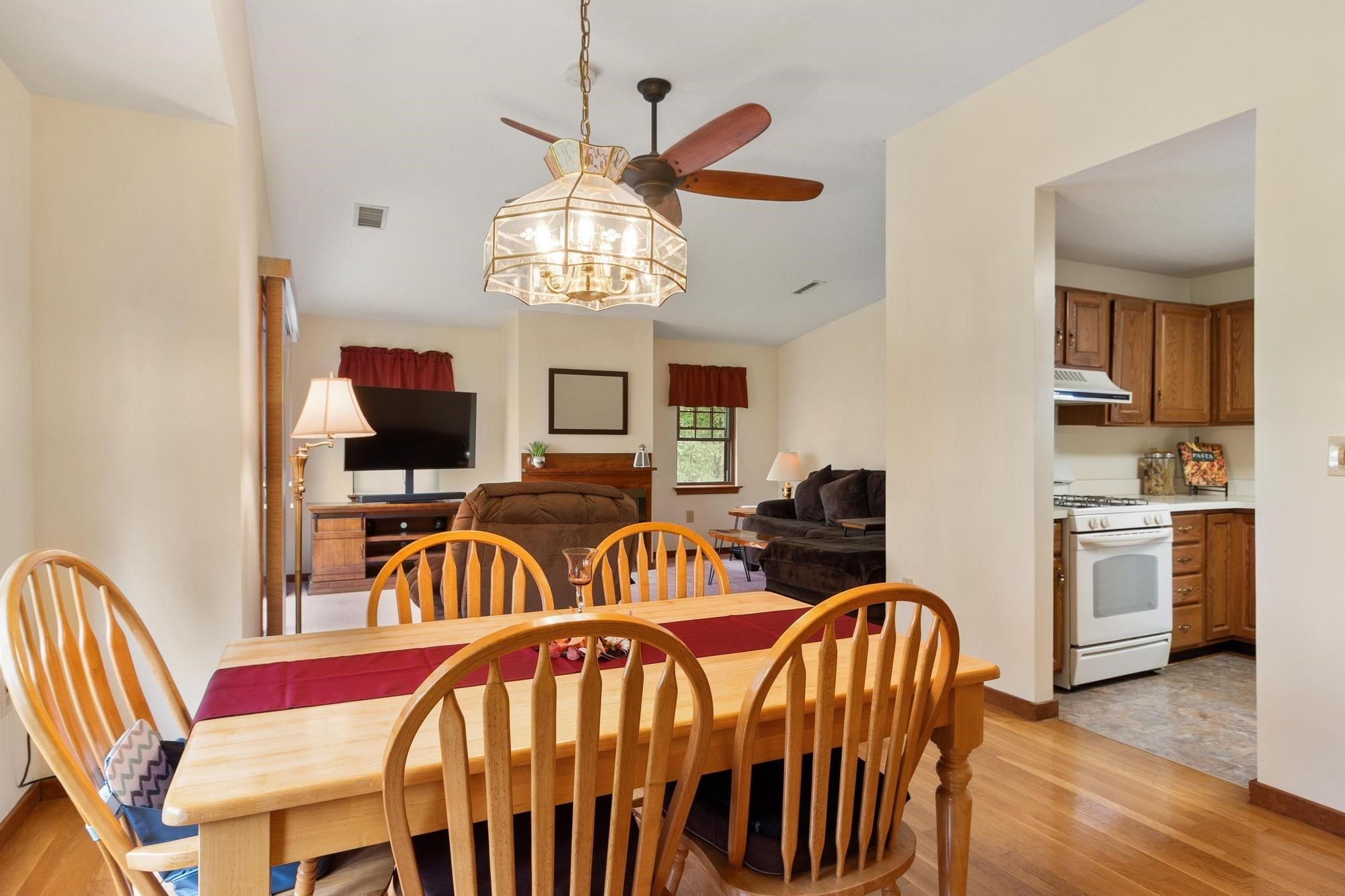 1 Victoria Dr #1, Auburn, MA Photo #7