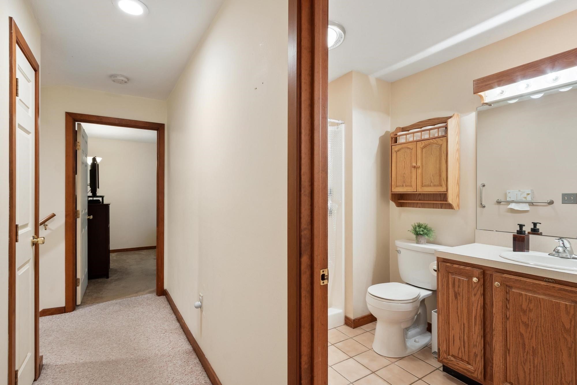 1 Victoria Dr #1, Auburn, MA Photo #15