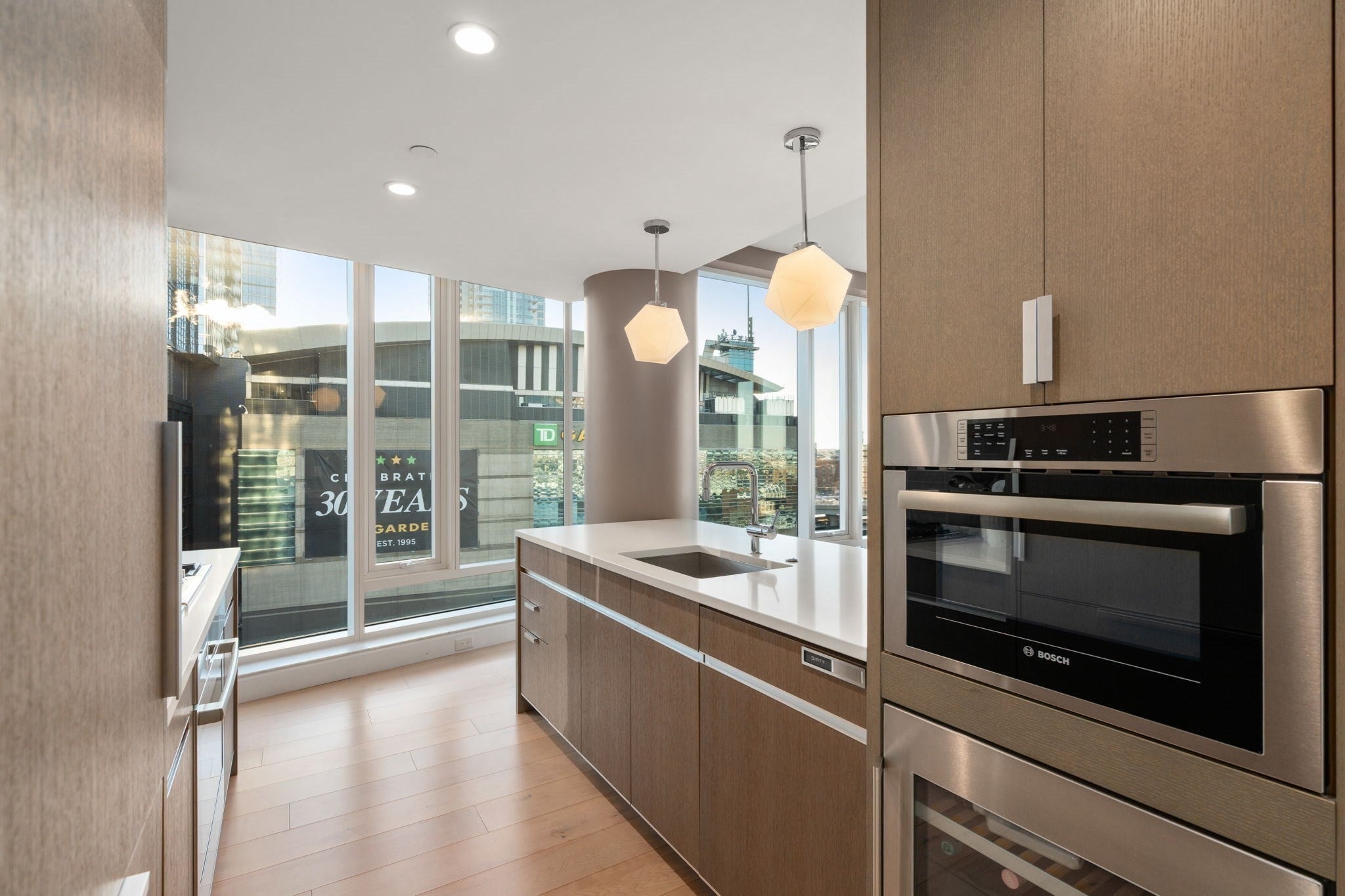 100 Lovejoy Wharf 11D