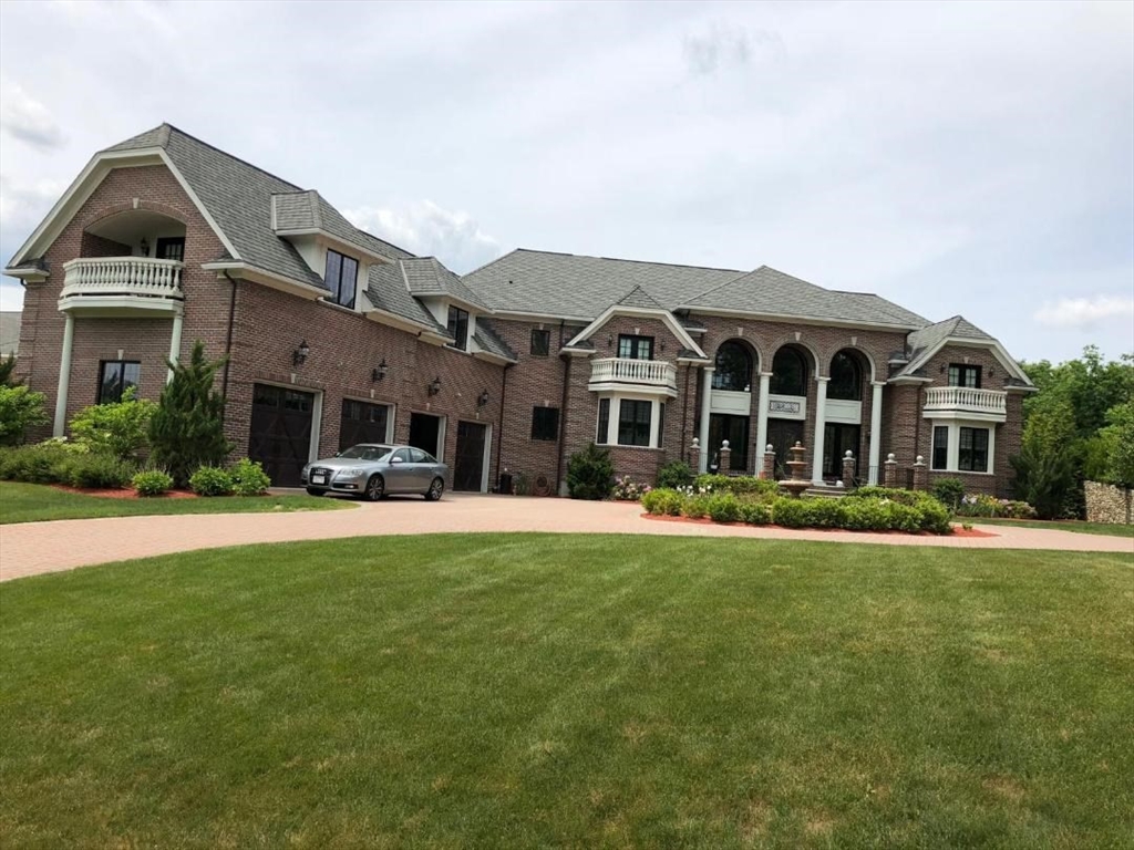 3 Regency Ridge