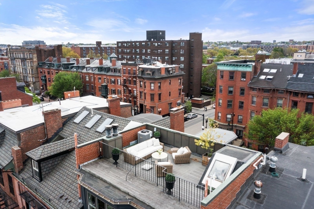 578 Massachusetts Ave 4