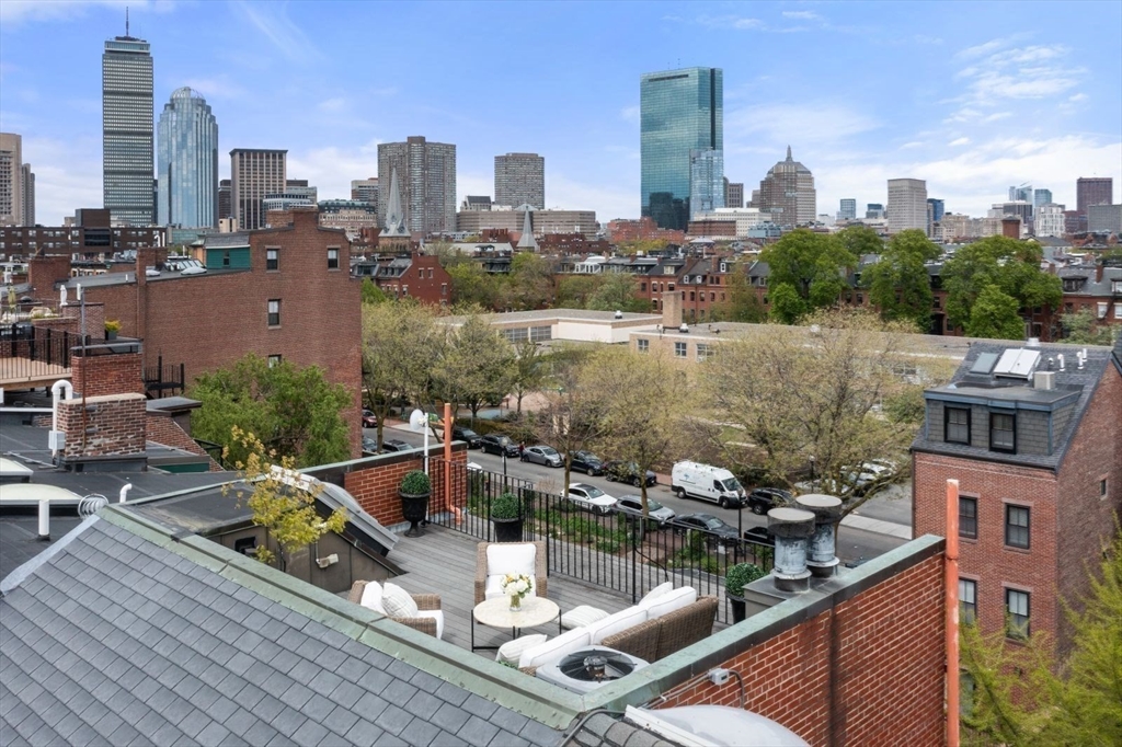 578 Massachusetts Ave 4